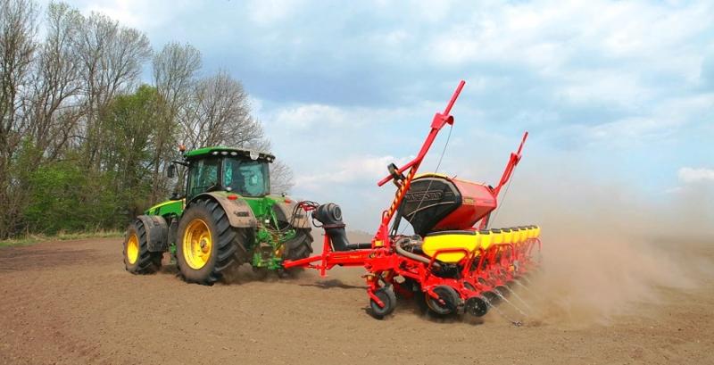 На Львівщині вже посіяно понад 27% прогнозованих площ ранніх зернових