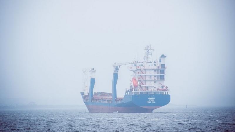 Десятки суден зупинилися біля Ізмаїла після обстрілу портів росією