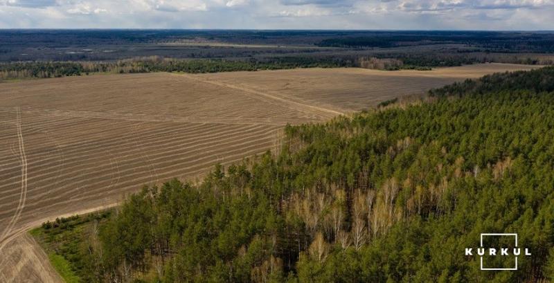 Фермер незаконно обробляв 200 га землі ПТУ на Кіровоградщині