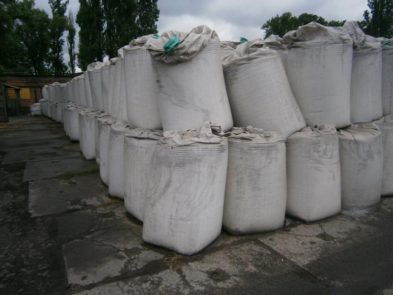 АРМА розпродає конфісковані добрива: аграрії можуть взяти участь в аукціоні