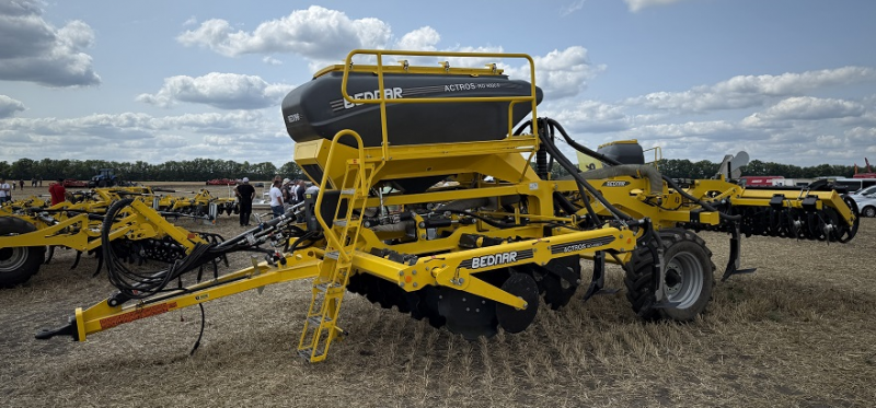 BEDNAR представив в Україні оновлений дисколаповий культиватор ACTROS RO нового покоління
