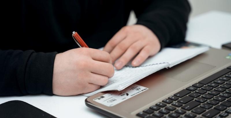 Юрист пояснив, як не втратити бронювання перебуваючи на лікарняному Юрист пояснив, як не втратити бронювання перебуваючи на лікарняному