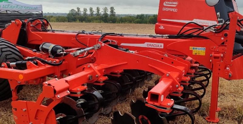 На «AGRO Тернопіль 2025» презентували дисколаповий агрегат Dracula від Maschio Gaspardo На «AGRO Тернопіль 2025» презентували дисколаповий агрегат Dracula від Maschio Gaspardo