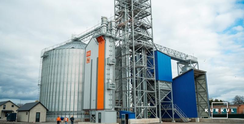 KMZ Industries модифікувала зерносушарку на фермерському елеваторі для роботи в блекаути