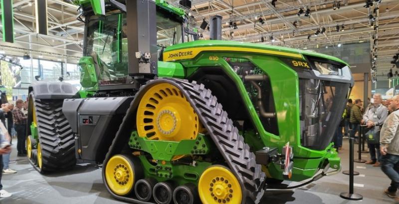 John Deere презентував найпотужніший і найдорожчий у світі серійний трактор