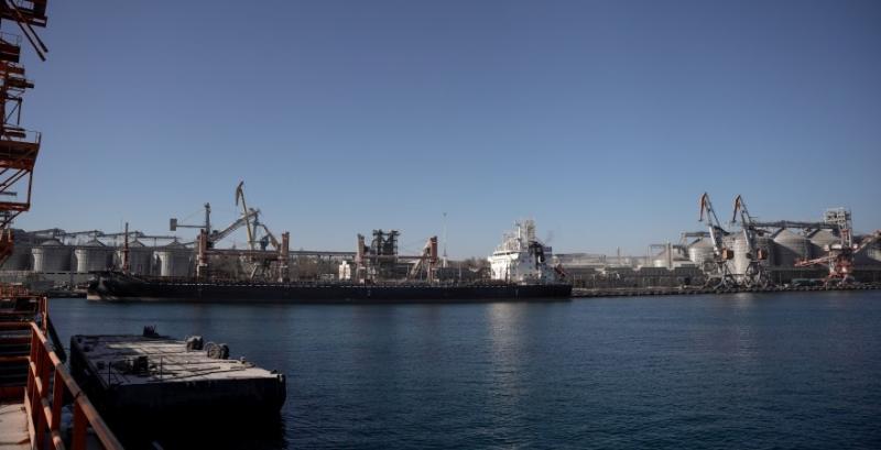 Морські порти попри обстріли забезпечили 90% експорту агропродукції Морські порти попри обстріли забезпечили 90% експорту агропродукції