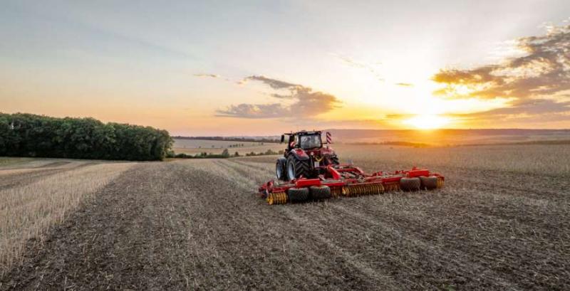 Культиватор Carrier від Väderstad