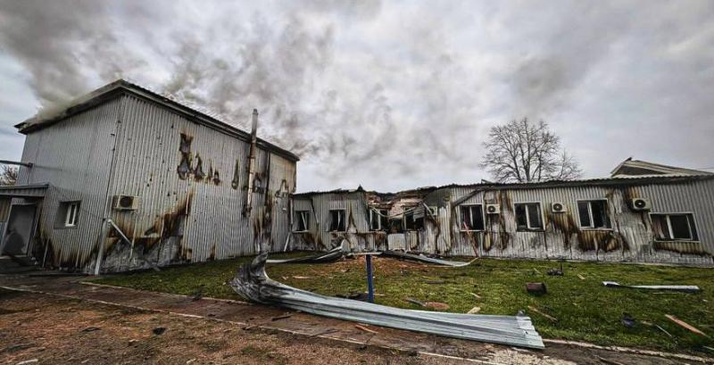 На Харківщині росіяни вдарили по сільгосппідприємству