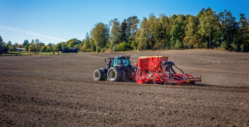 Пневматичний посівний комплекс Väderstad Spirit 400C