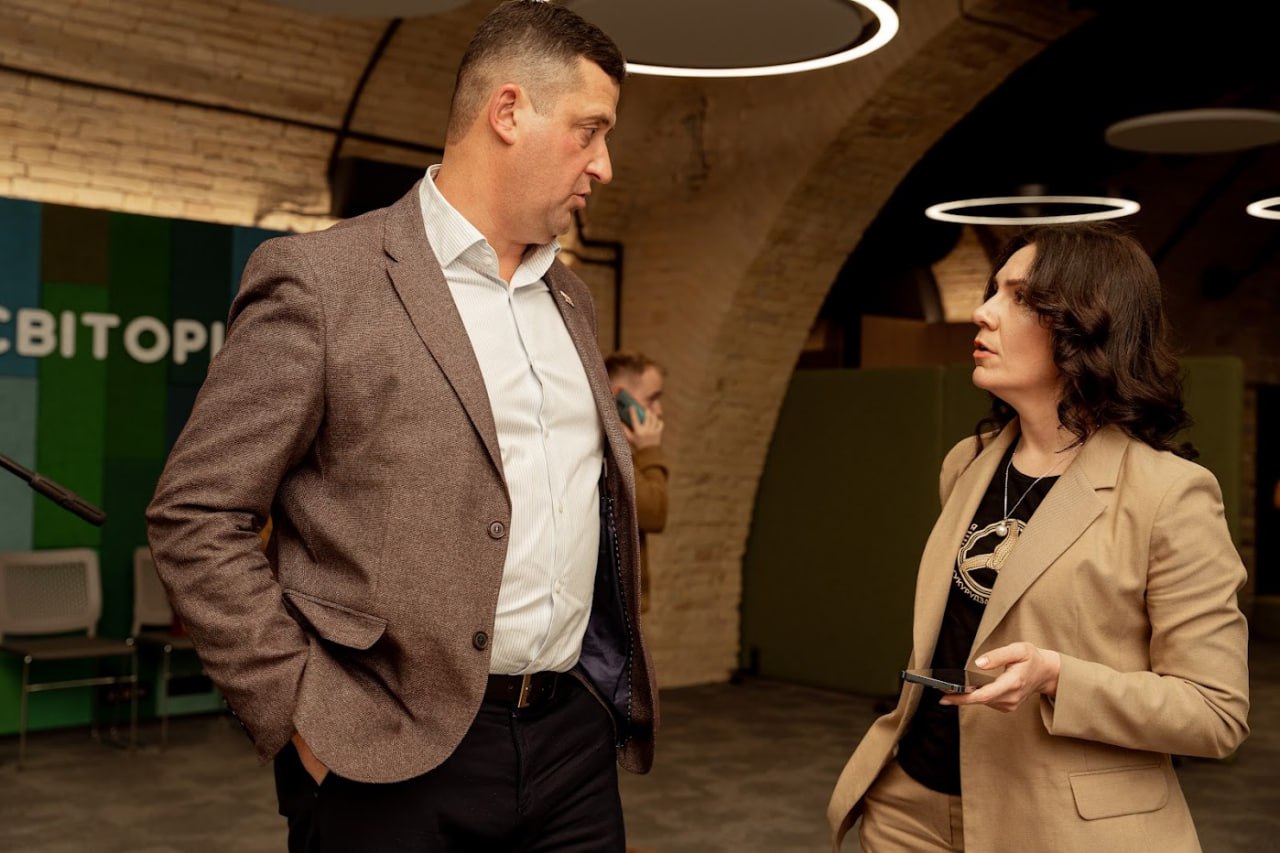 Геннадій Гадзовський і Олександра Камишіна